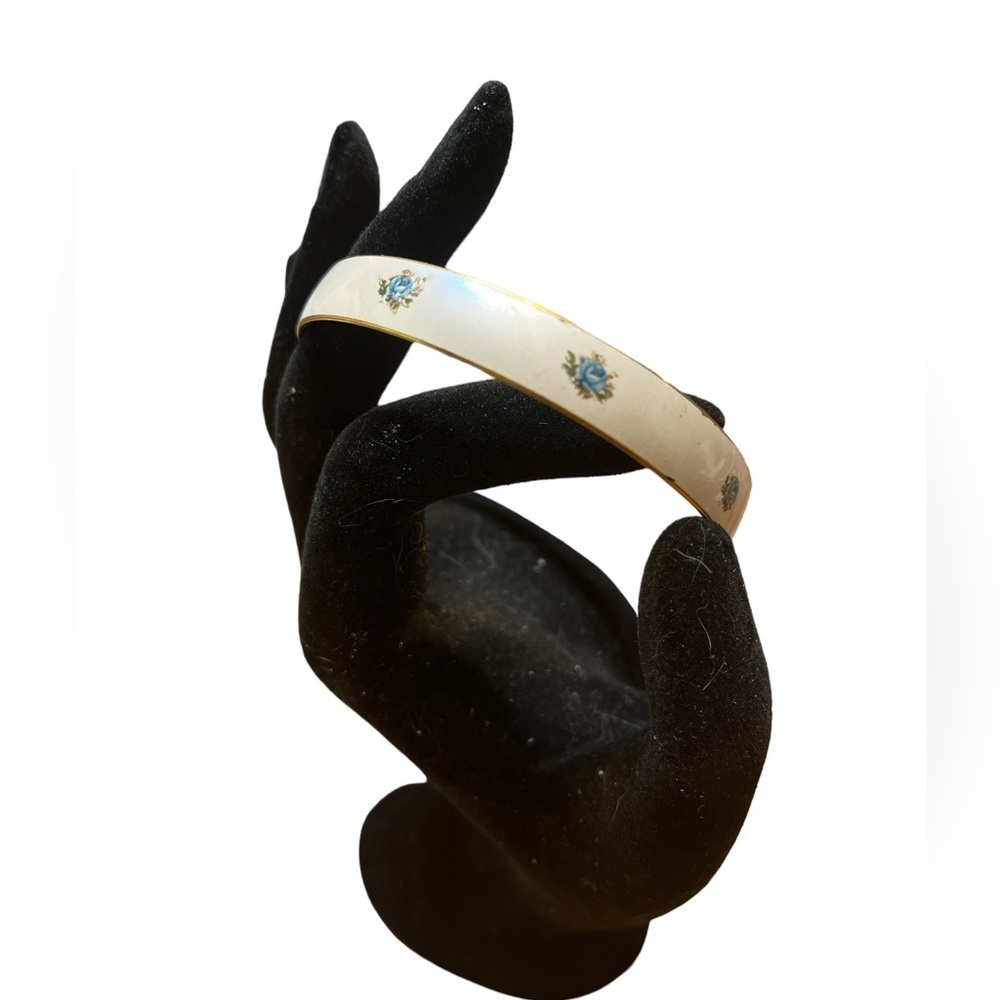 White Enameled Bangle Bracelet with Blue Floral Design